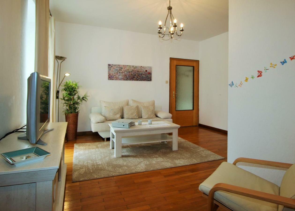 Gaestehaus Koen - Fewo Farfalle Zeltingen-Rachtig Dış mekan fotoğraf