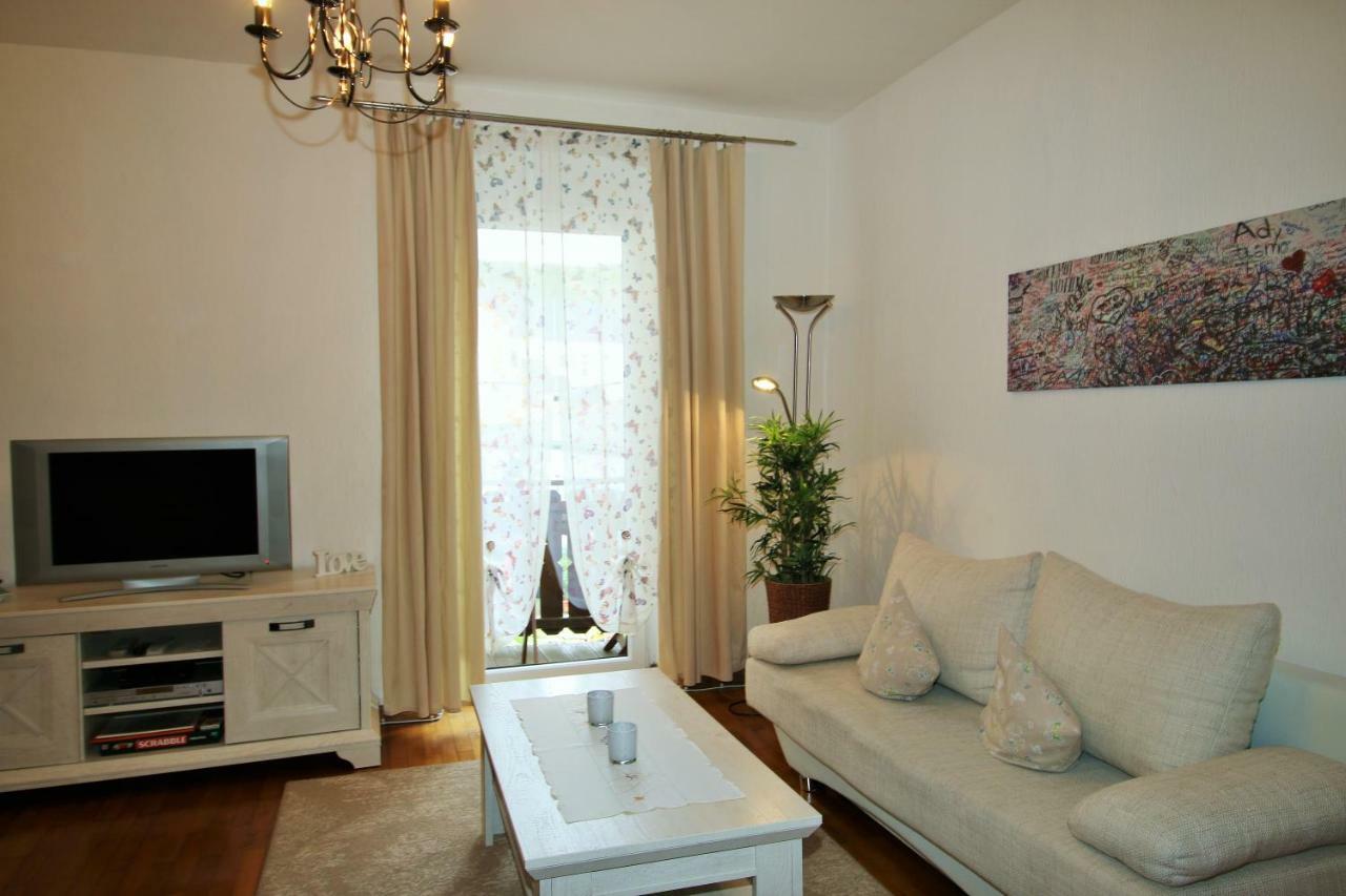 Gaestehaus Koen - Fewo Farfalle Zeltingen-Rachtig Dış mekan fotoğraf